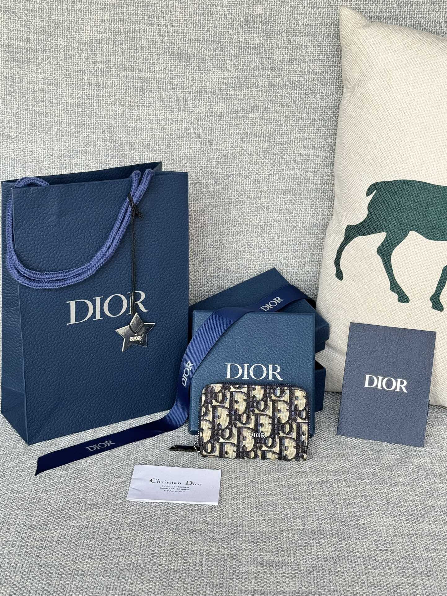 Dior （2ESBC316DCO-H43E-TU）Cardholder 3